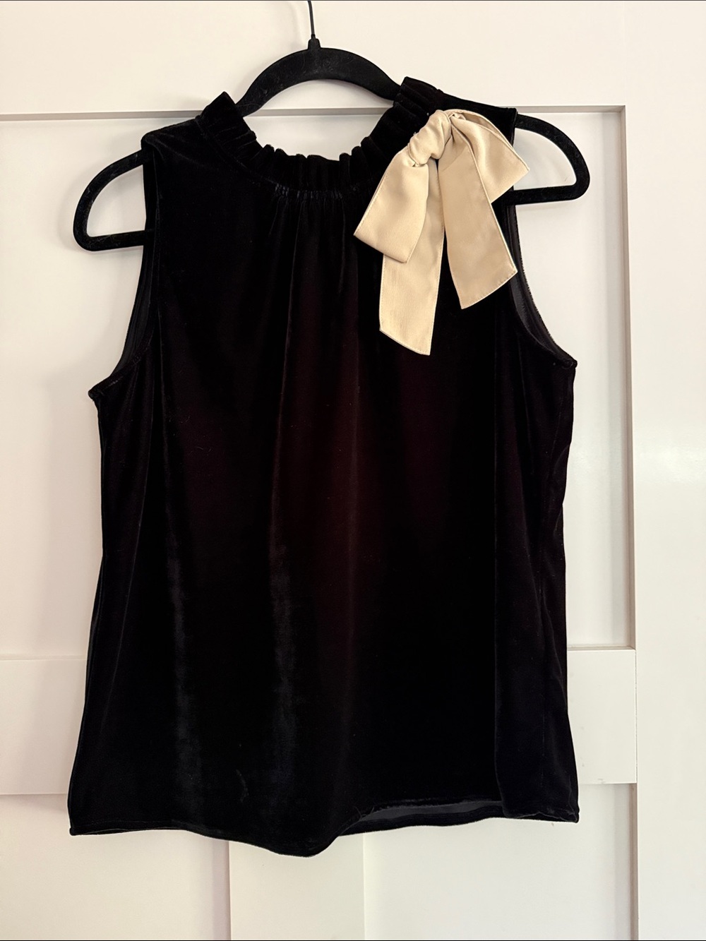J.Crew Women's Black Velvet Sleeveless Top with Cream Bow